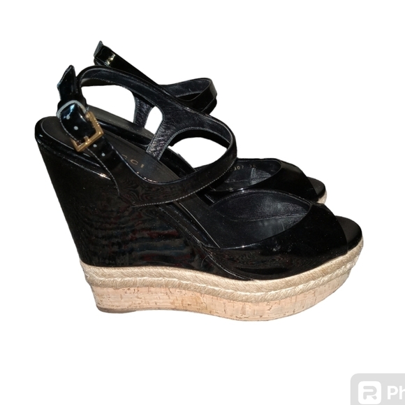 Gucci "Hollie" Black Patent Wedge Sandals Size 38 - Picture 3 of 5